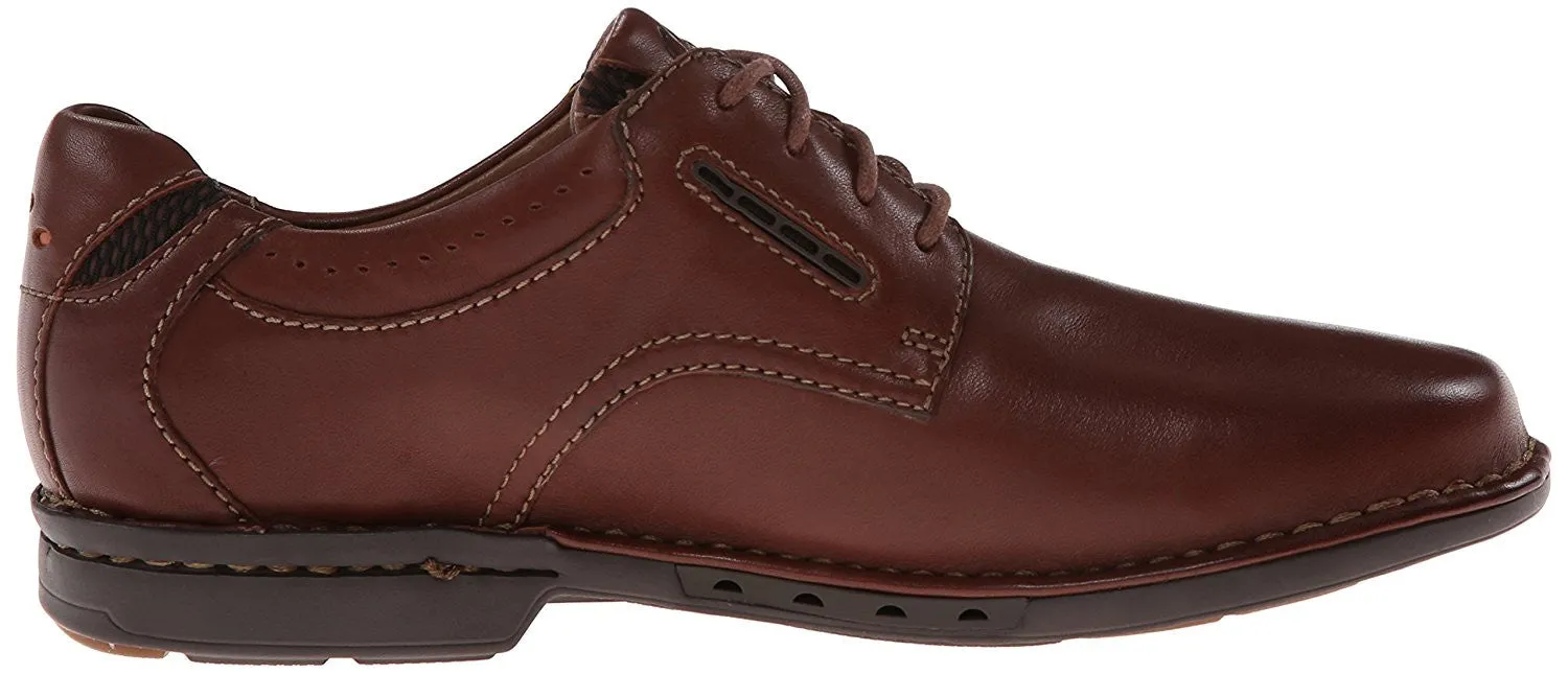 Clarks Men's Un Corner Plain Oxford Shoe