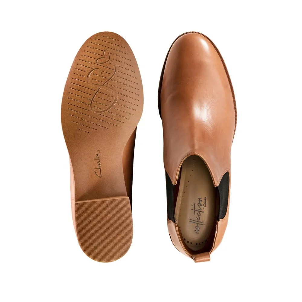 Clarks Taylor Shine Tan Leather