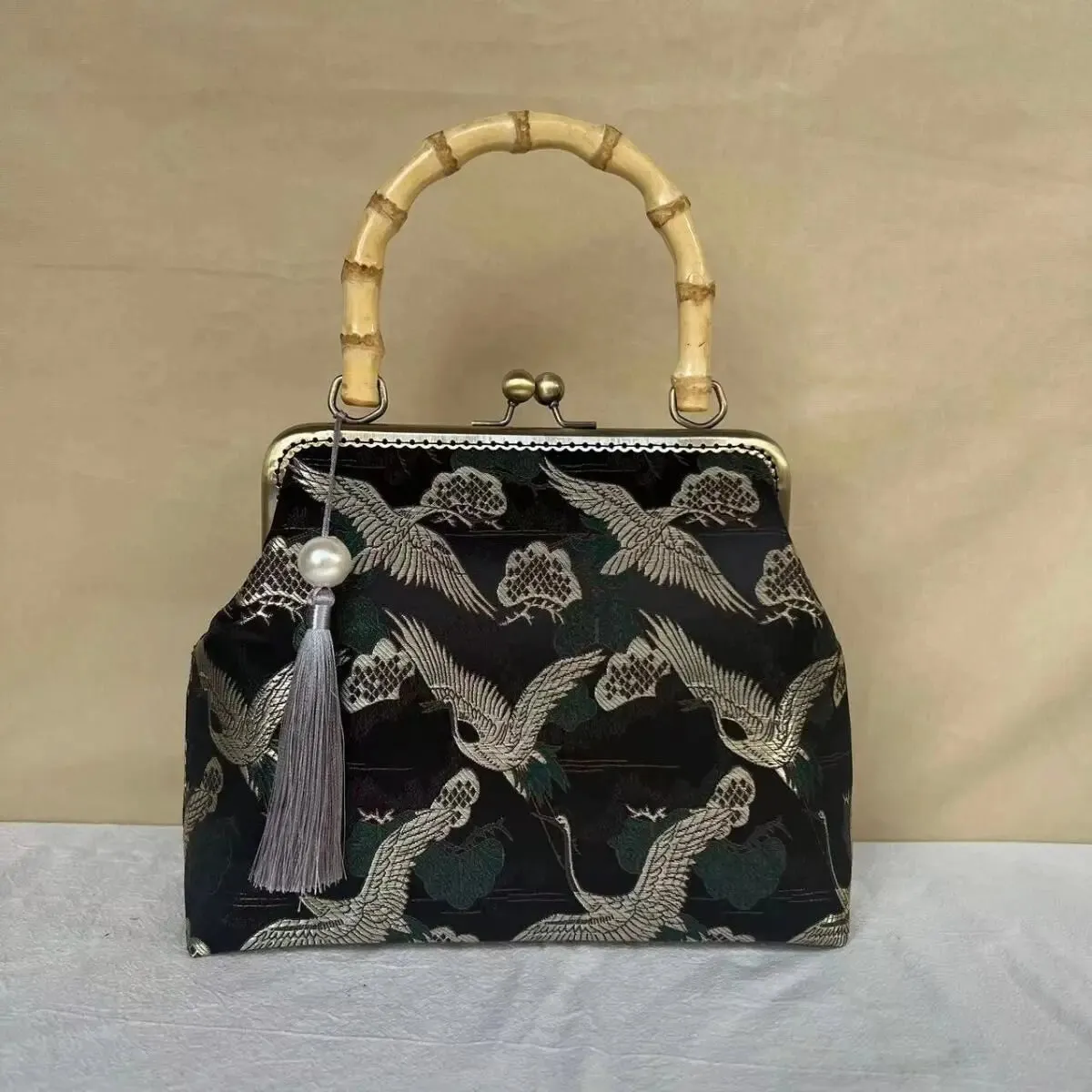 Japan Style Palace Bags Mother Gift Bag Shell Lock