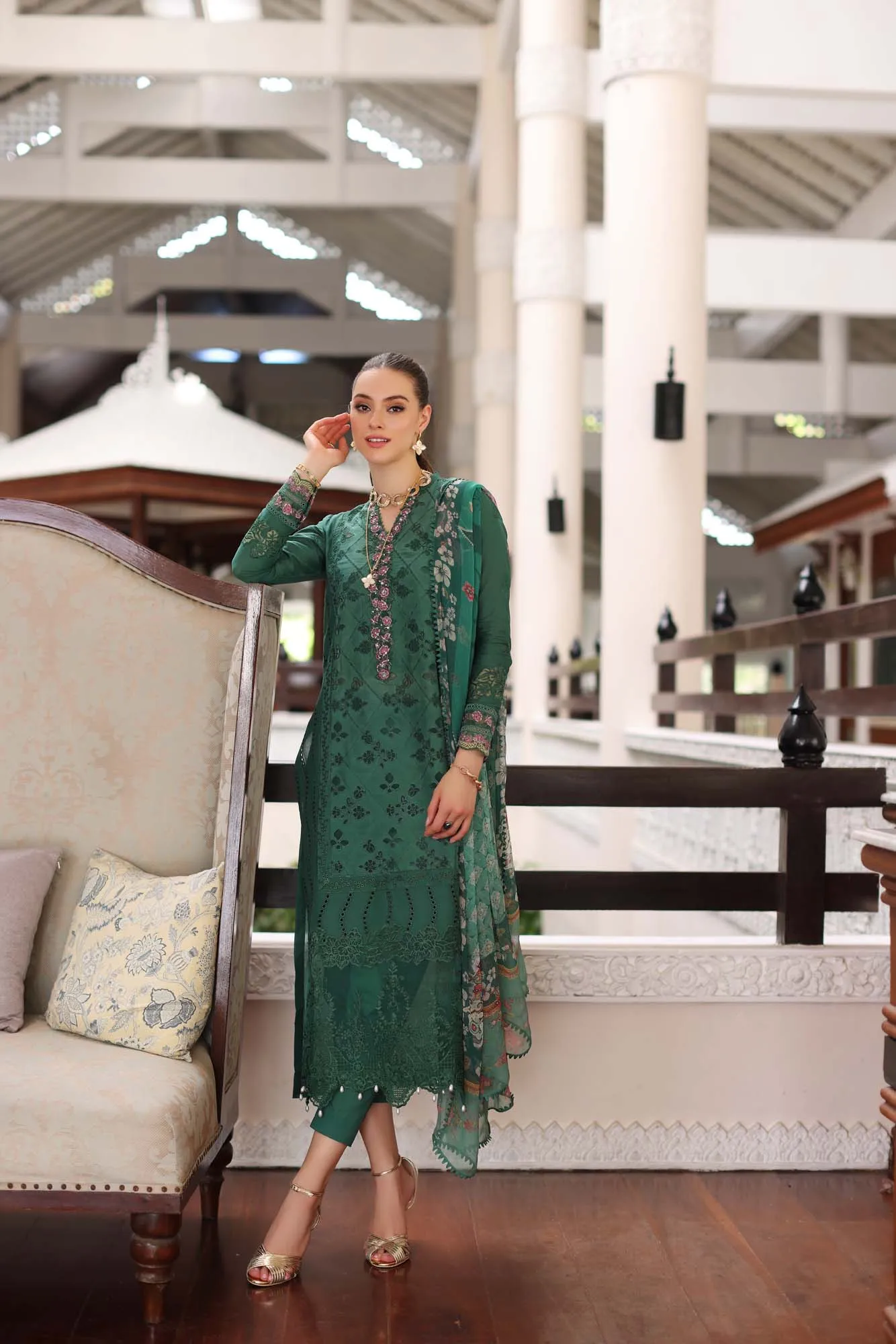 Noor by Saadia Asad Luxury Chikankari Lawn Unstitched 3Pc Suit D-04A