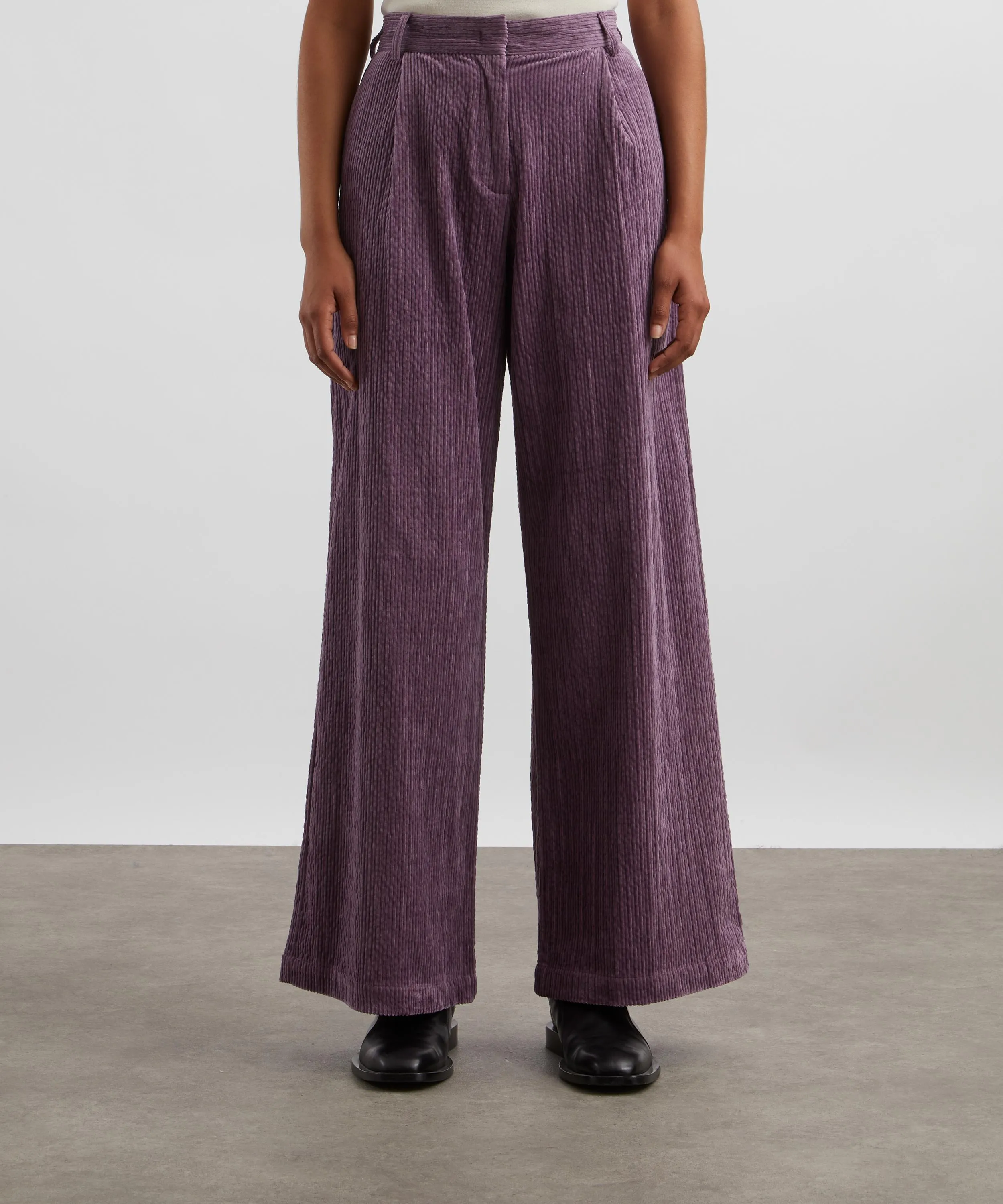 Paseo High-Waisted Corduroy Trousers