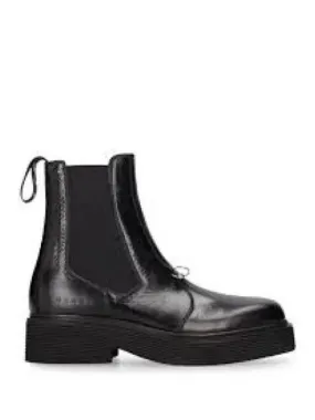 Pierced Chelsea Boots Black