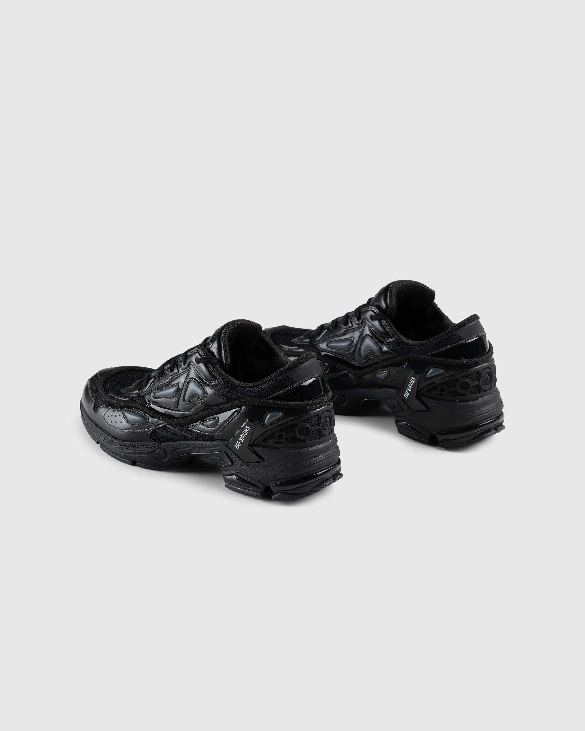 Raf Simons – Pharaxus Sneaker Black | Highsnobiety Shop