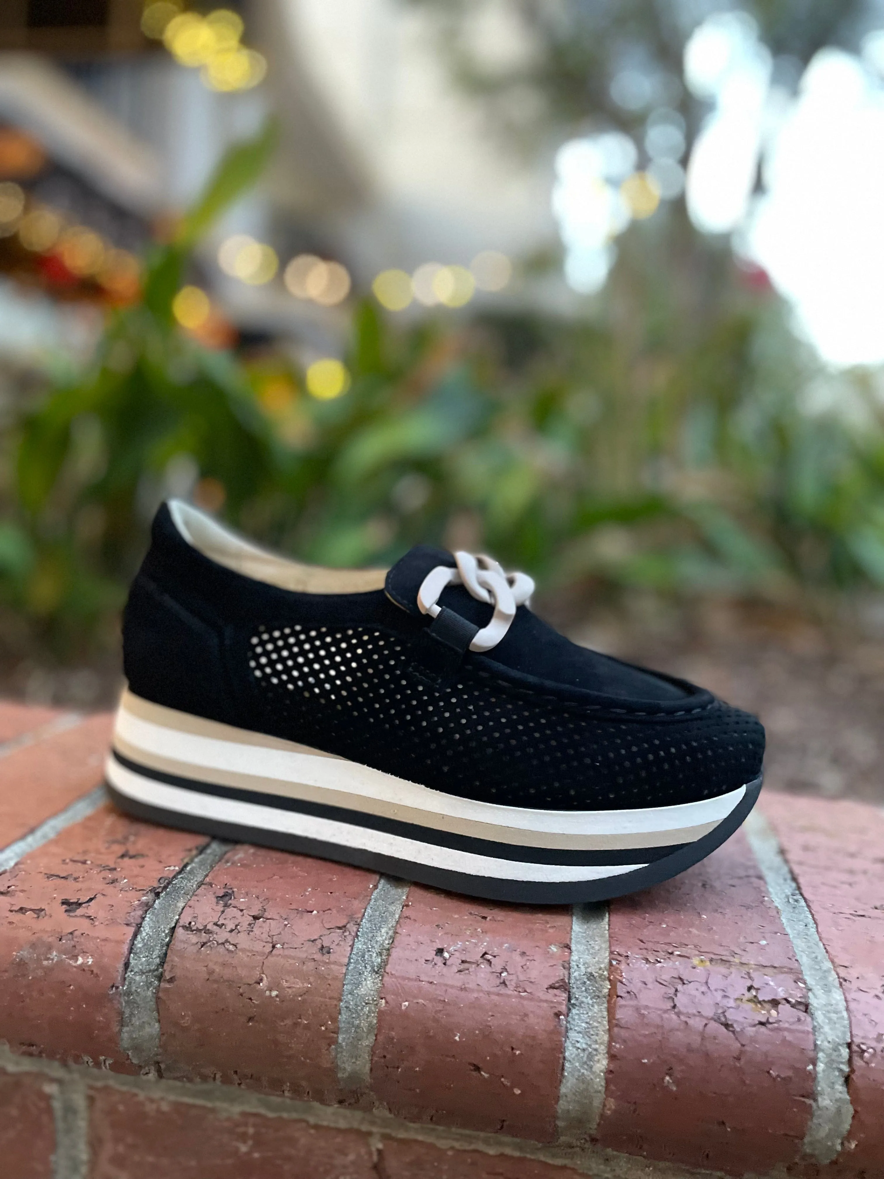 Softwaves CASSIE Black Slip-On Platform Sneaker