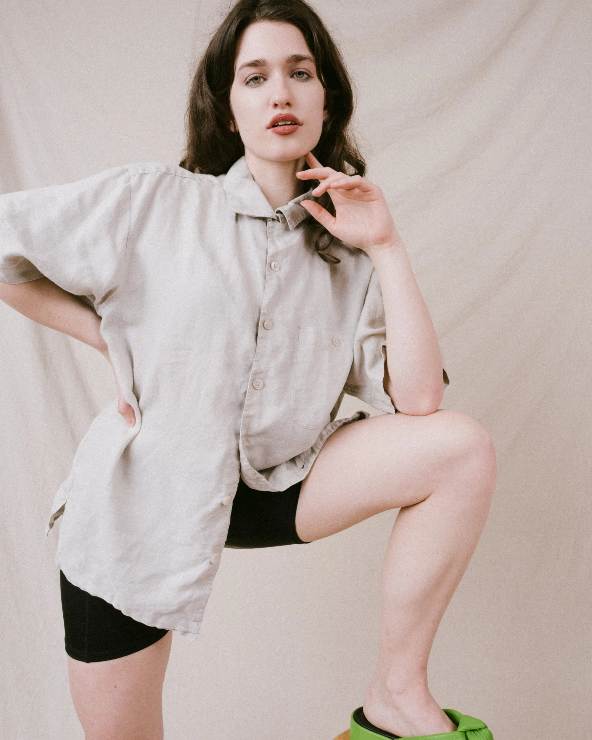 Vintage Oversized Linen Shirt (S/M)